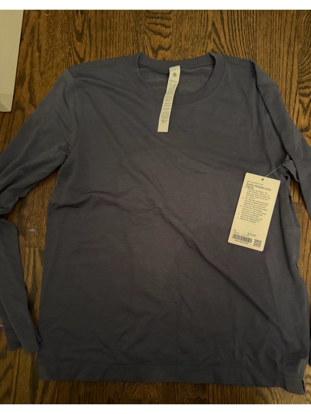 lululemon athletica Women's Long-Sleeve Tee in Charcoal